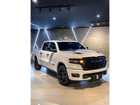 RAM 1500 3.0 HURRICANE 6 BITURBO GASOLINA LARAMIE NIGHT EDITION CD 4X4 AUTOMÁTICO RAM 1500 3.0 HURRICANE 6 BITURBO GASOLINA LARAMIE NIGHT EDITION CD 4X4 AUTOMÁTICO